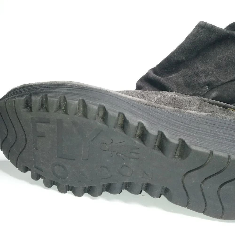 Fly London gray boots size 41 - Picture 7 of 9